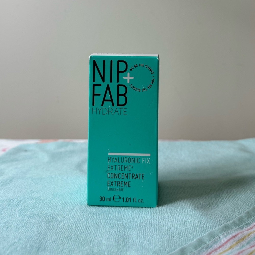 Nip+Fab hydrate hyaluronic serum
